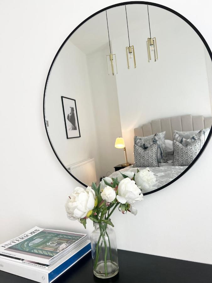 Luxury Belfast Stay - Townhouse Extérieur photo